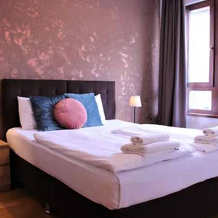 International Apartments *