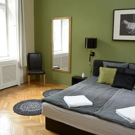International Apartments *