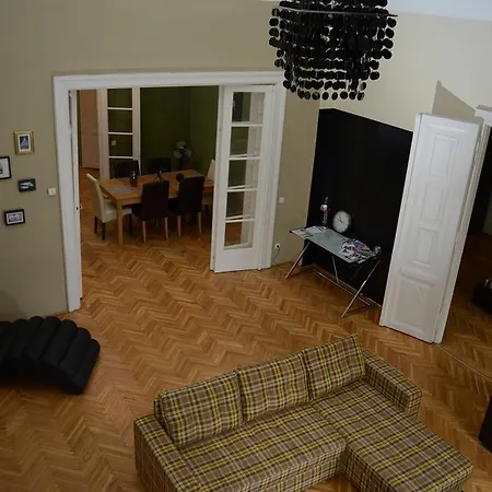 International Apartments *