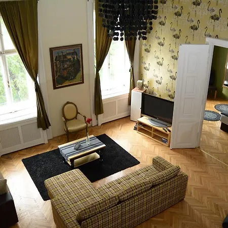 International Apartments Apartment *