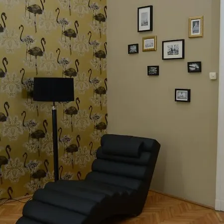 International Apartments Apartment